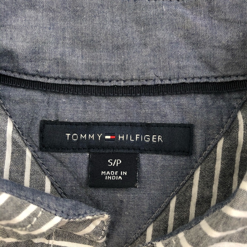 Tommy Hilfiger Womens button down shirt size Sp - Picture 2 of 5